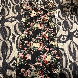 NWT Off the shoulder black floral pencil midi dress